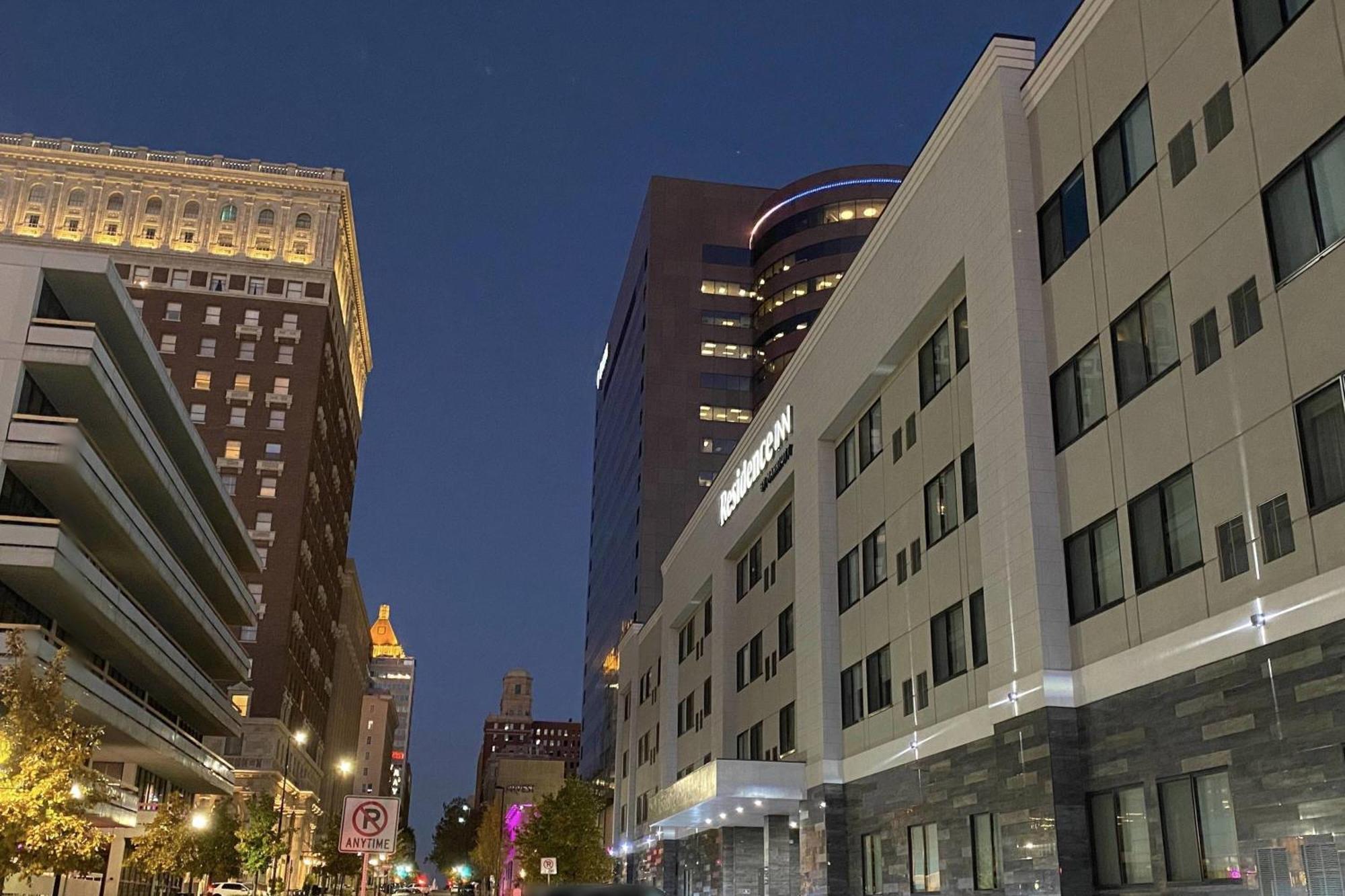 Residence Inn By Marriott Tulsa Downtown Kültér fotó